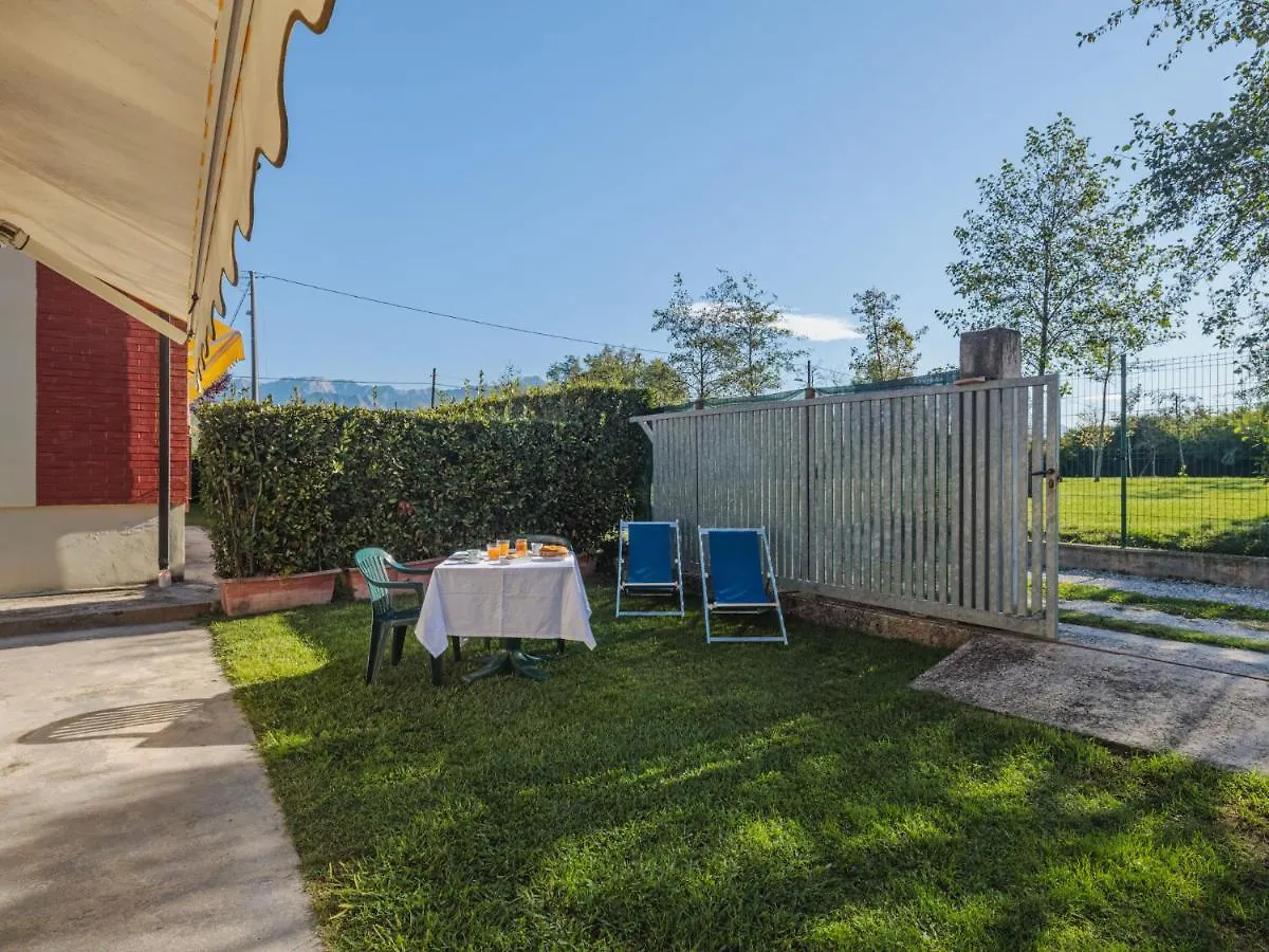 Holiday Home Casetta Mosti By Interhome Marina di Massa